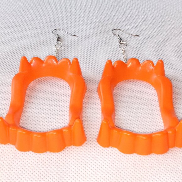 🎯 10 for $12 / Orange Vampire Teeth Earrings, Weird Handmade Earrings - Picture 8 of 10